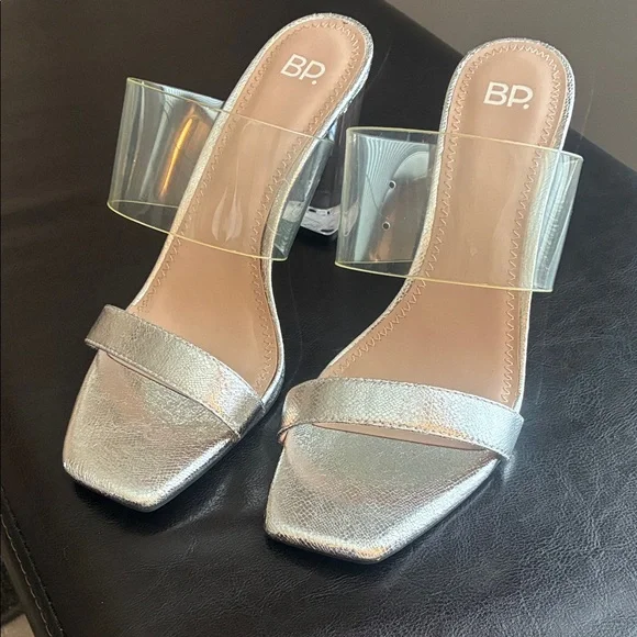 New BP Metallic Silver Heeled Sandals - Picture 3 of 8